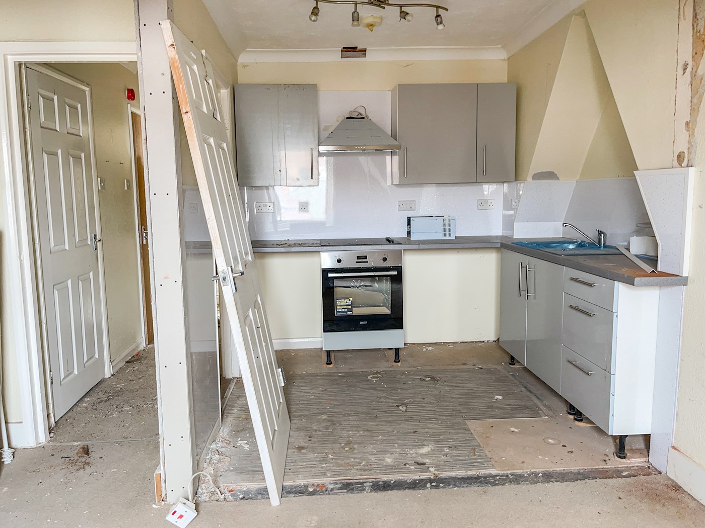 Flat 3, 20 Clifton Road, Littlehampton, BN17 5AS