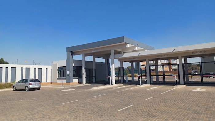 Unit 804, Fountain Ridge, Esther Park Ext 38, South Africa