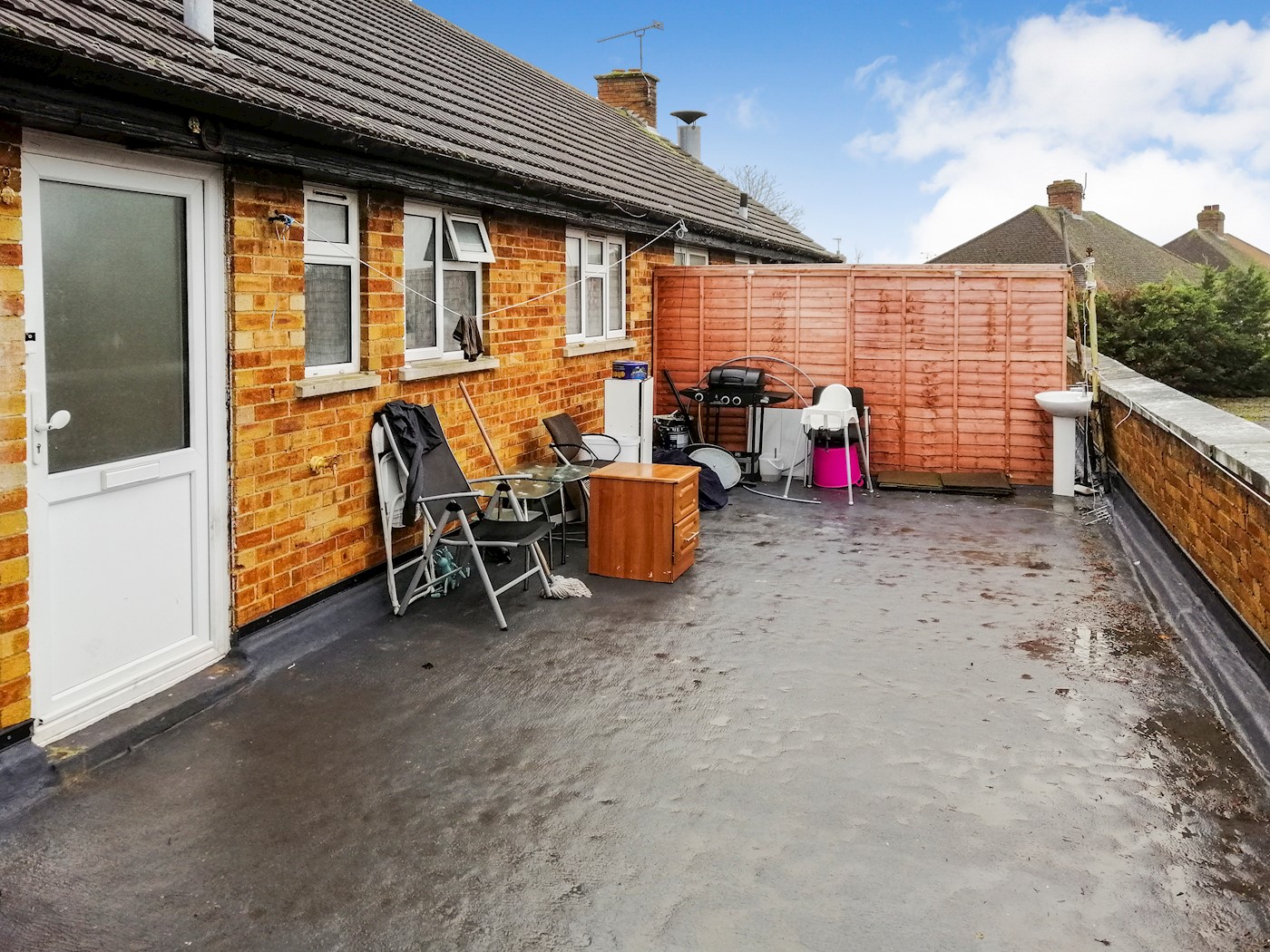 10-16 Anslow Place, Slough, SL1 6EA