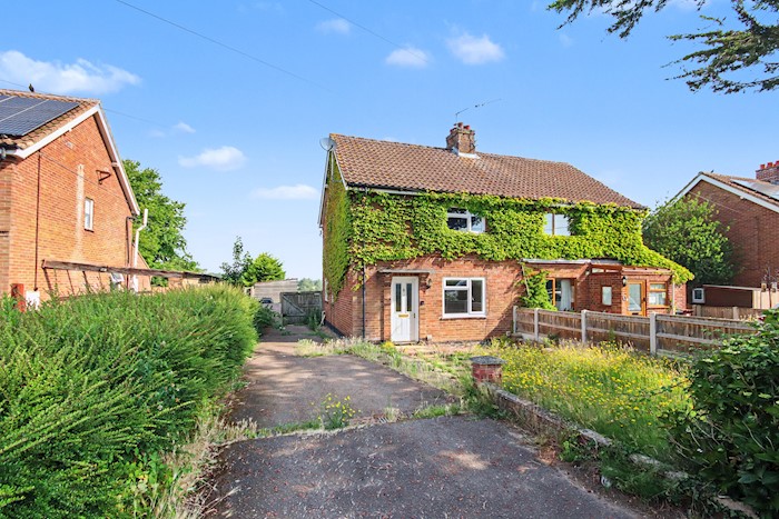 7 School Plain, Scarning, Norfolk NR19 2PN, United Kingdom