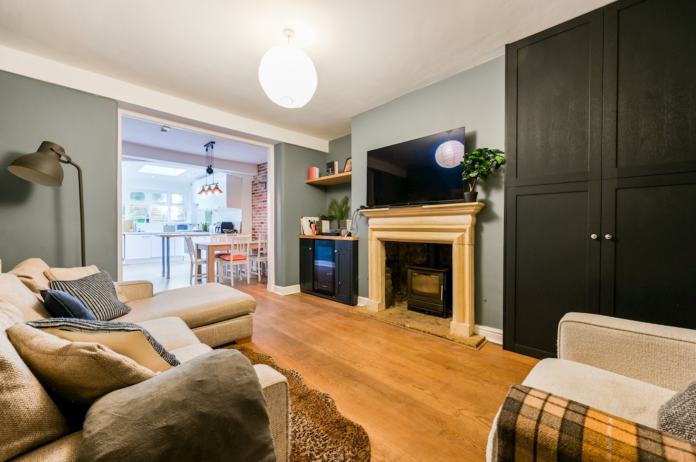 Two Bedroom Leasehold Apartment with Garden and Patio