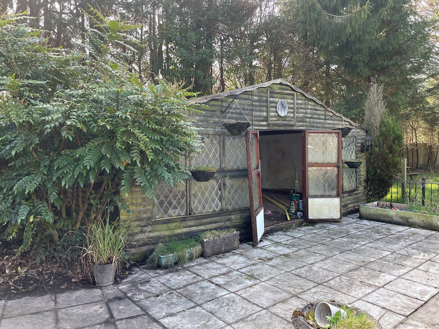 Brook Nook, Lake View Road, Felbridge, East Grinstead, RH19 2QF