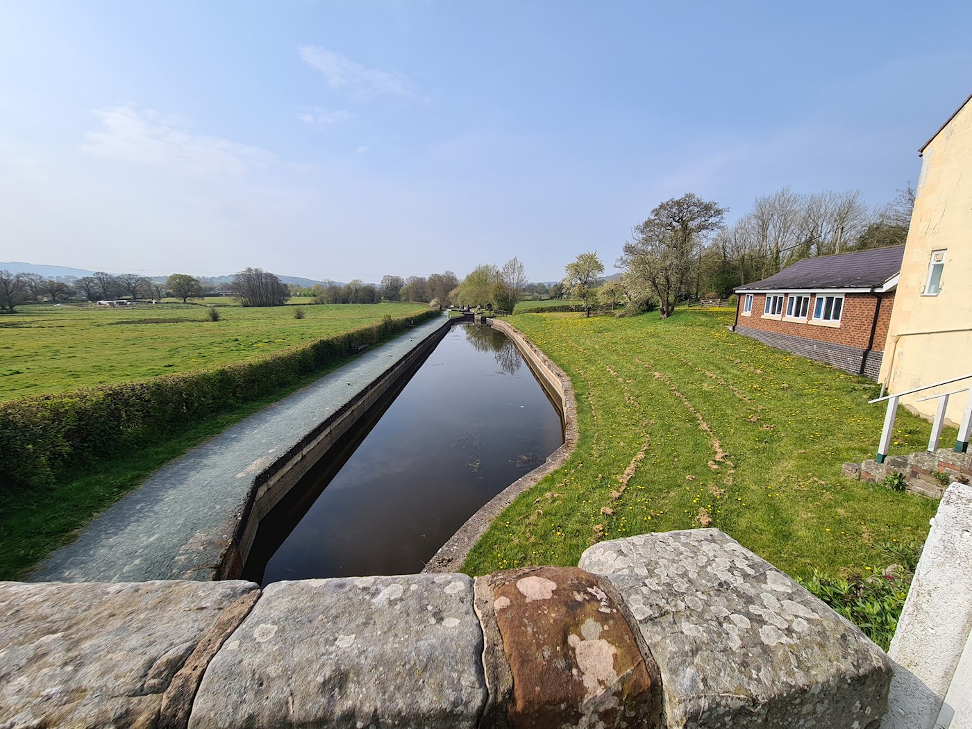 Another canal side property for sale Page 13 General Boating