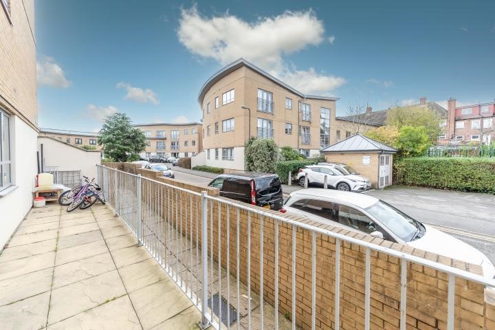 1 Brandan House, Sovereign Place, Harrow, HA1