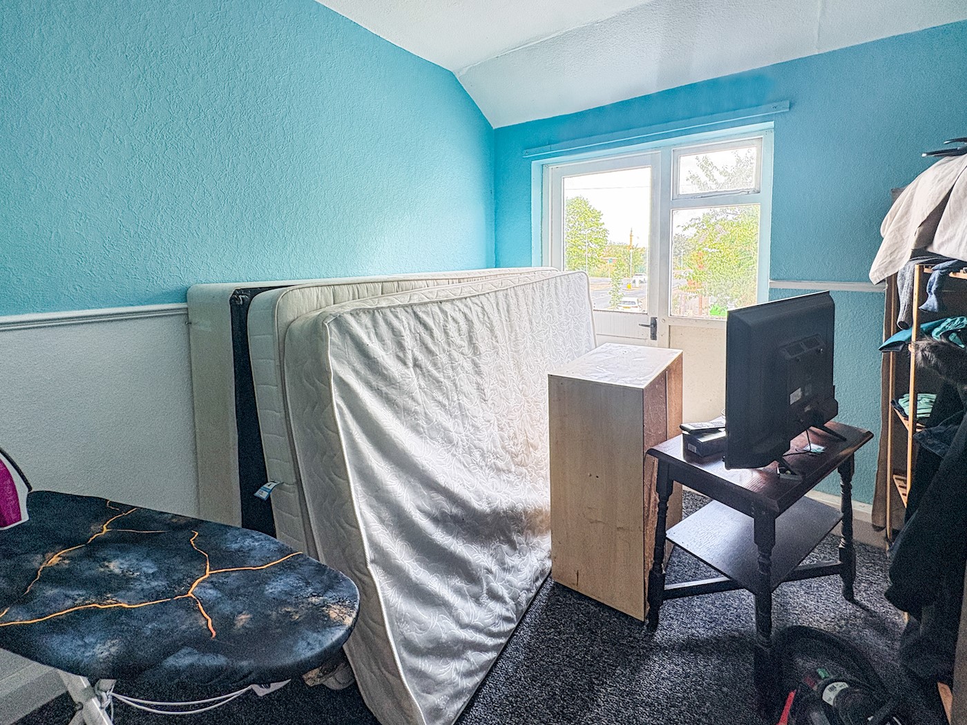 Smokers Arms, Albion Street, Grimsby, DN32 7DX