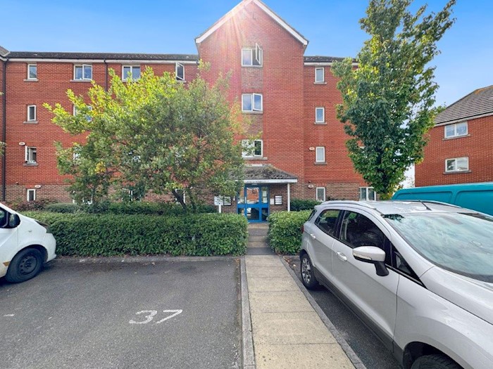 36 Worthing Close, Grays RM17 6WB, United Kingdom