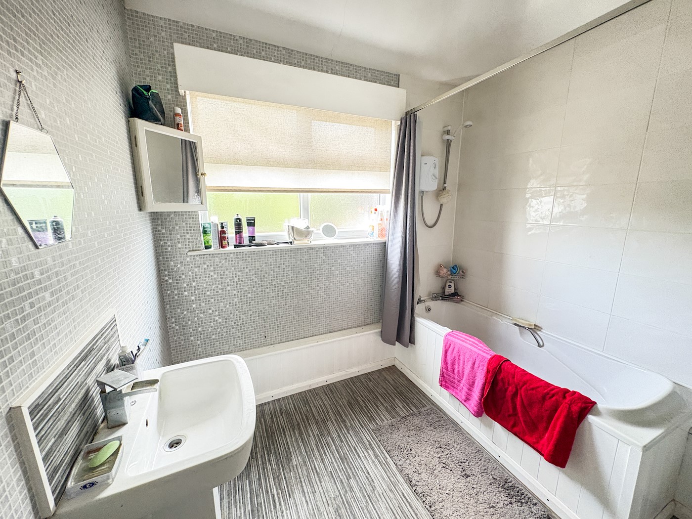 Smokers Arms, Albion Street, Grimsby, DN32 7DX