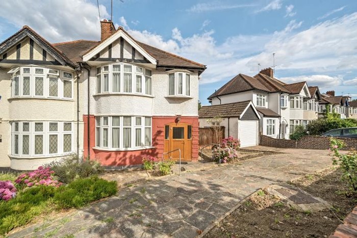43 Tenterden Drive, London, NW4, United Kingdom