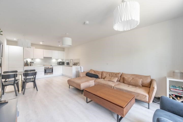 Flat 4, Cadmium Apartments, Harrow, 225 Harrow View, HA1 4GP