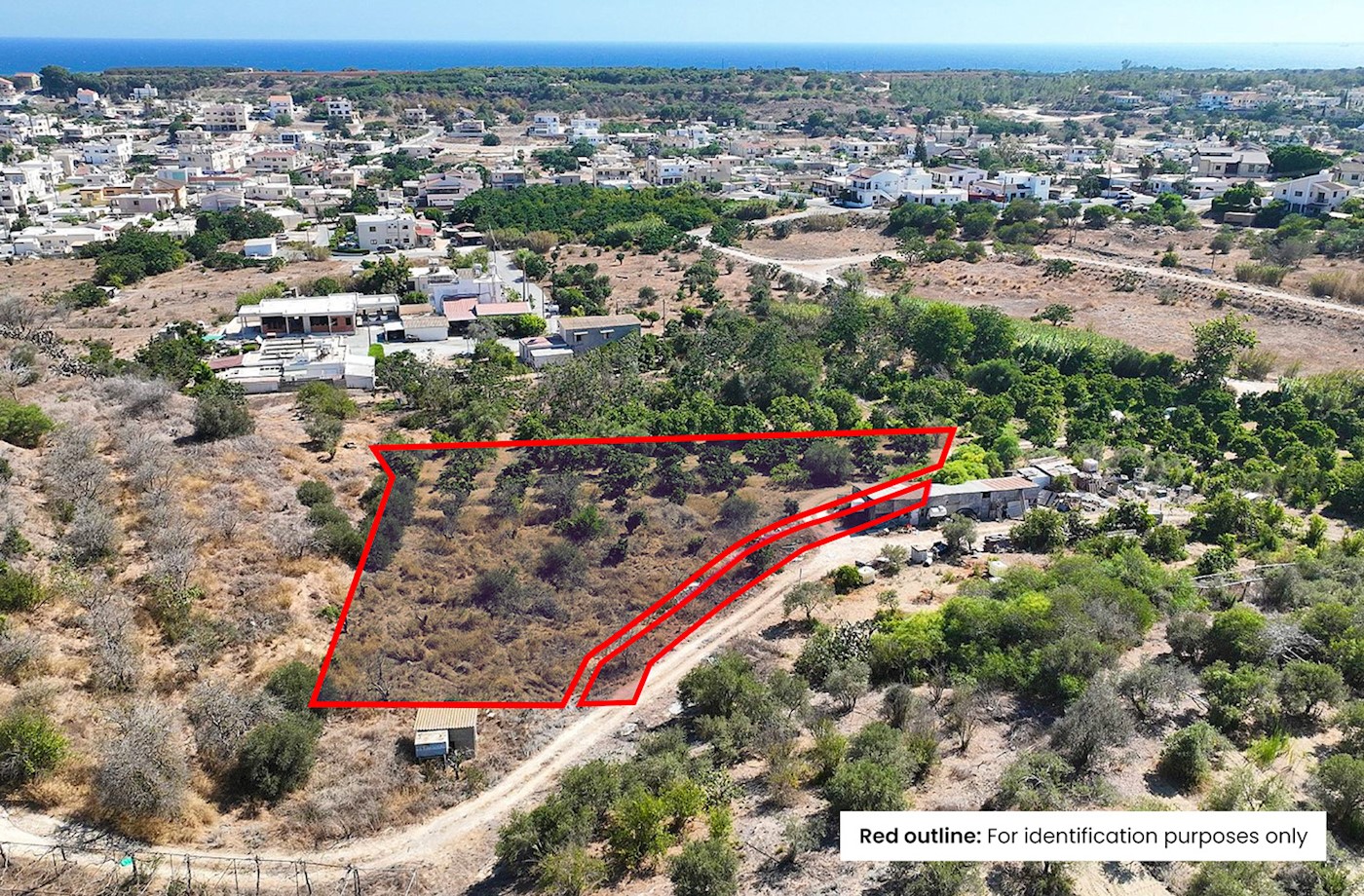 Residential Field in Ormideia, Larnaca 1/3
