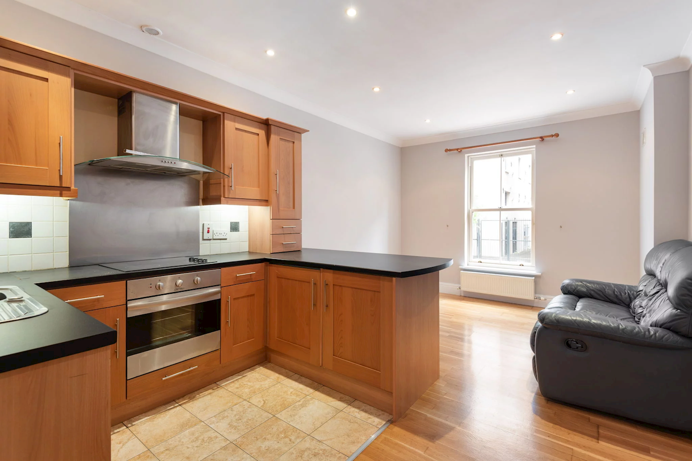 Apartment 2, 4 Creighton St, Dublin 2 image 3