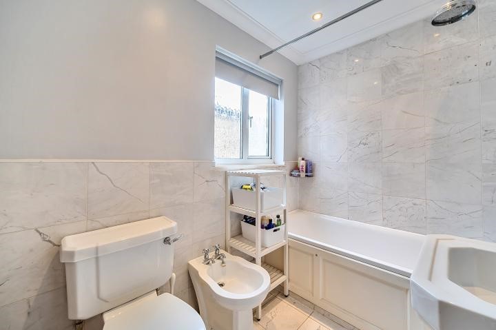 Gowan Avenue, London, SW6