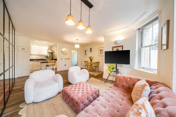 48a Clapham Common North Side, London, SW4
