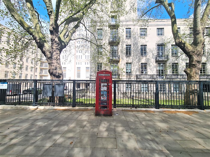 Telephone Kiosk, Senate House, Malet Street, Camden, London, WC1, Reino Unido