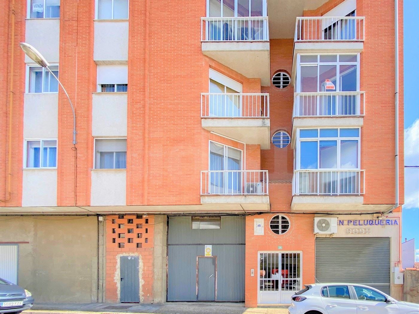 Calle Sierra, Villaquilambre, León 1/19