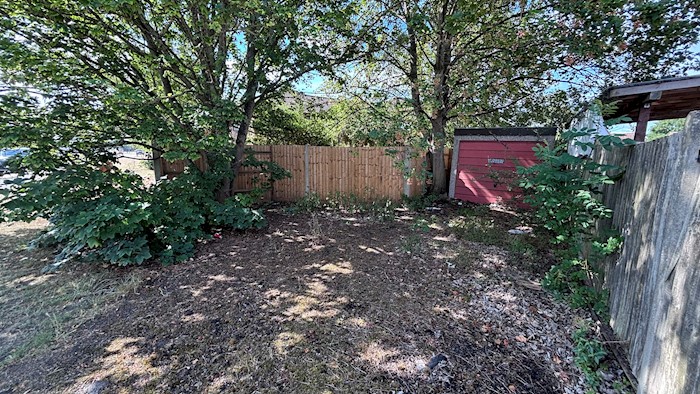 Land & Garage adjacent 378 Cippenham Lane, Slough SL1 2YE, United Kingdom