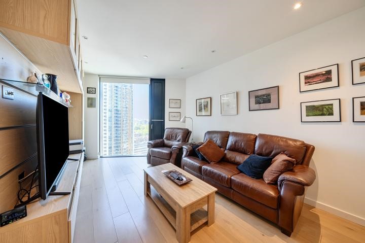 The Strata, 8 Walworth Road, London, SE1
