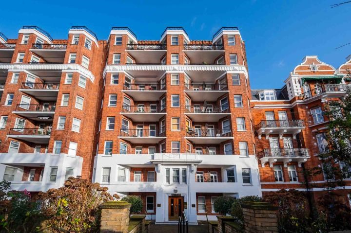 66 Neville Court, 8 Abbey Road, London, NW8