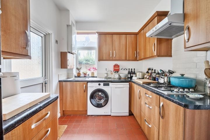 Wrexham Road, London, E3