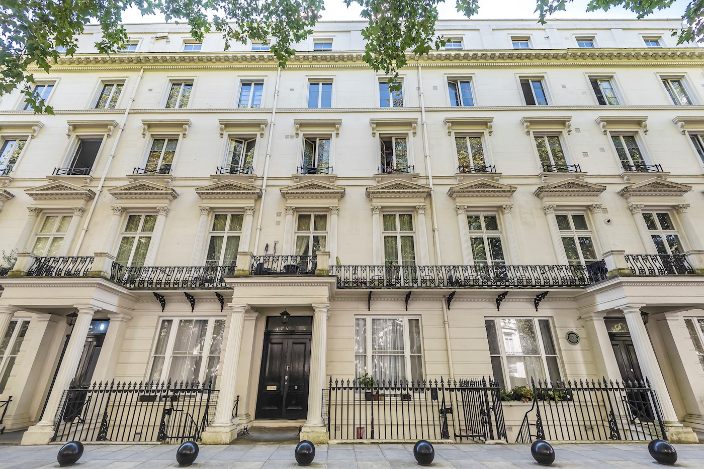 122A Westbourne Terrace, London, W2 6QJ