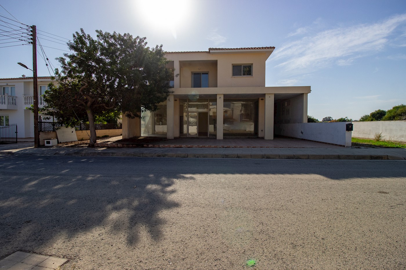Commercial Building in Mazotos, Larnaca 1/38