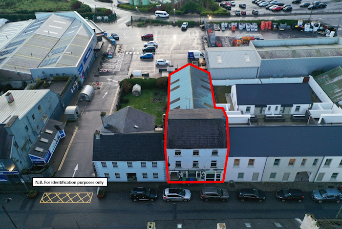 Mixed use building at Mount Street, Claremorris, Co. Mayo, Ιρλανδία