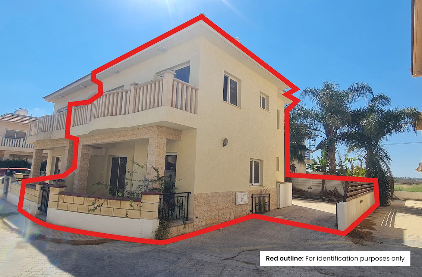 Three Bedroom Villa in Deryneia, Famagusta 1/18