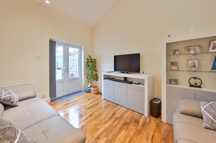 The Old Mill, 2C Gladstone Road, Kingston, KT1