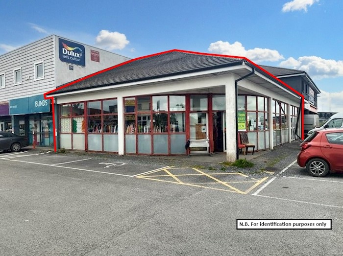 Former Car Showroom & Garage at N17 Business Park, N17 Business Park, Galway Road, Tuam, Co Galway, Ιρλανδία