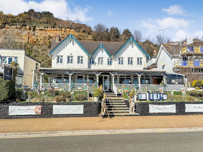 Waterfront Inn, Esplanade, Shanklin, Isle of Wight, PO37 6BN, United Kingdom
