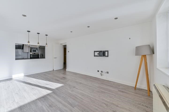 Brighton Court, West Hill, London, SW15