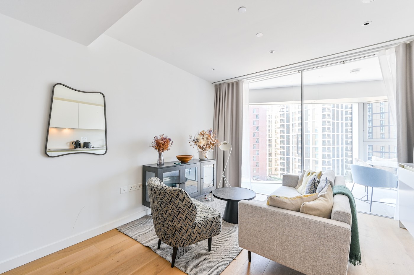 10 Electric Blvd, Nine Elms, London SW11 8BS