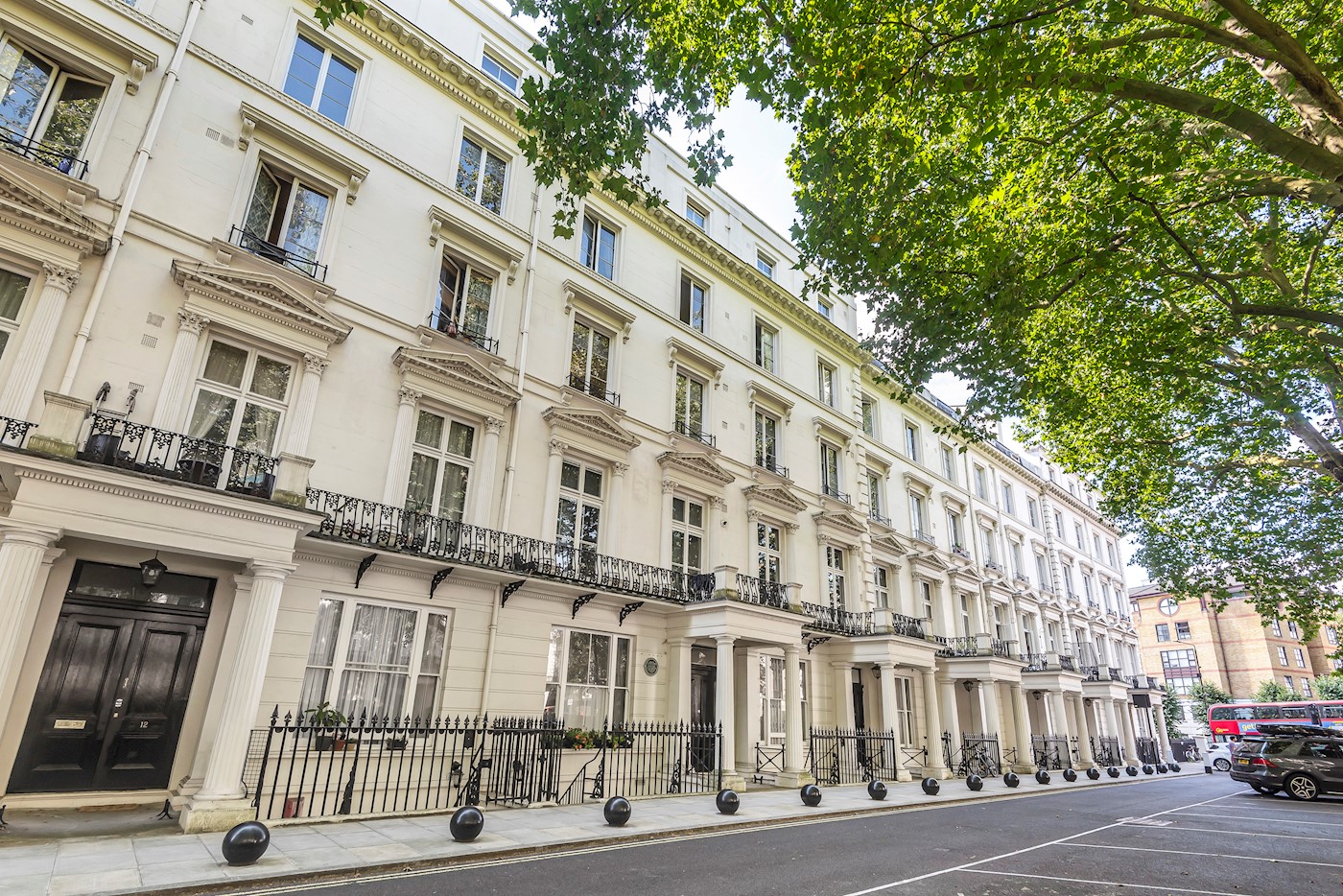 122A Westbourne Terrace, London, W2 6QJ