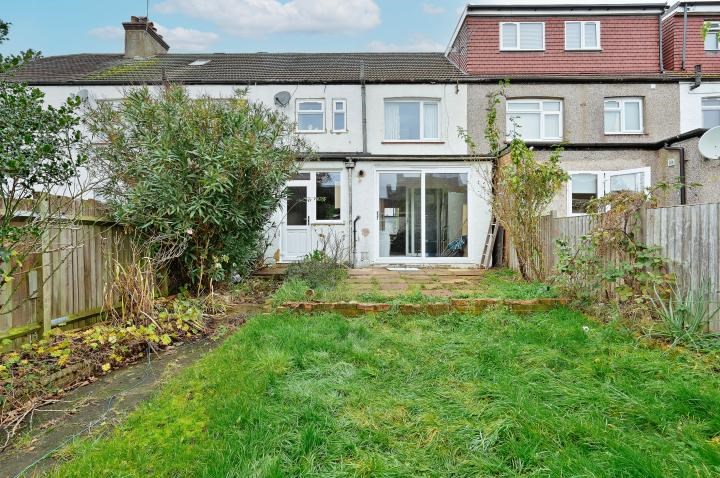 Spacious Three Bedroom House on Northolt Road