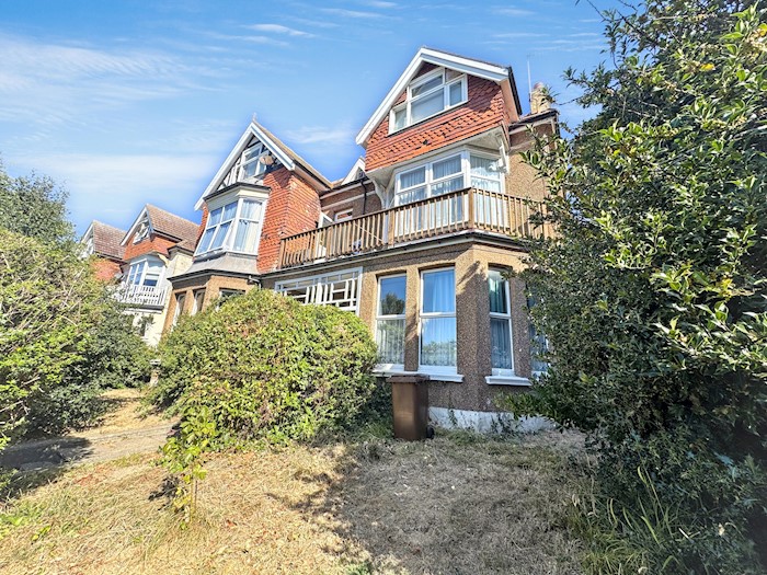 Flat D, 45 De La War Road, Bexhill-on-Sea TN40 2JE, United Kingdom