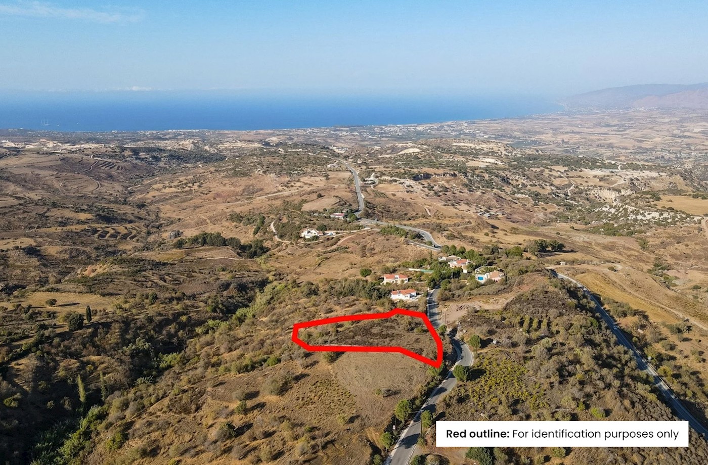 Residential Field in Drouseia, Paphos 1/5