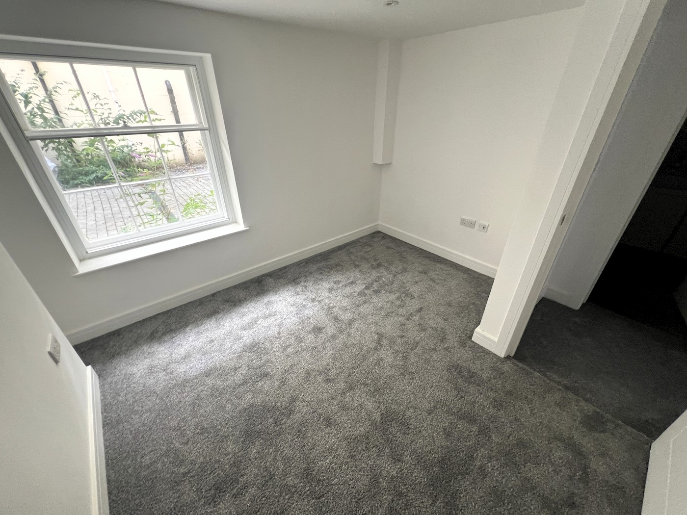 Flat 1, 7 Harmer Street, Gravesend, DA12 2AP