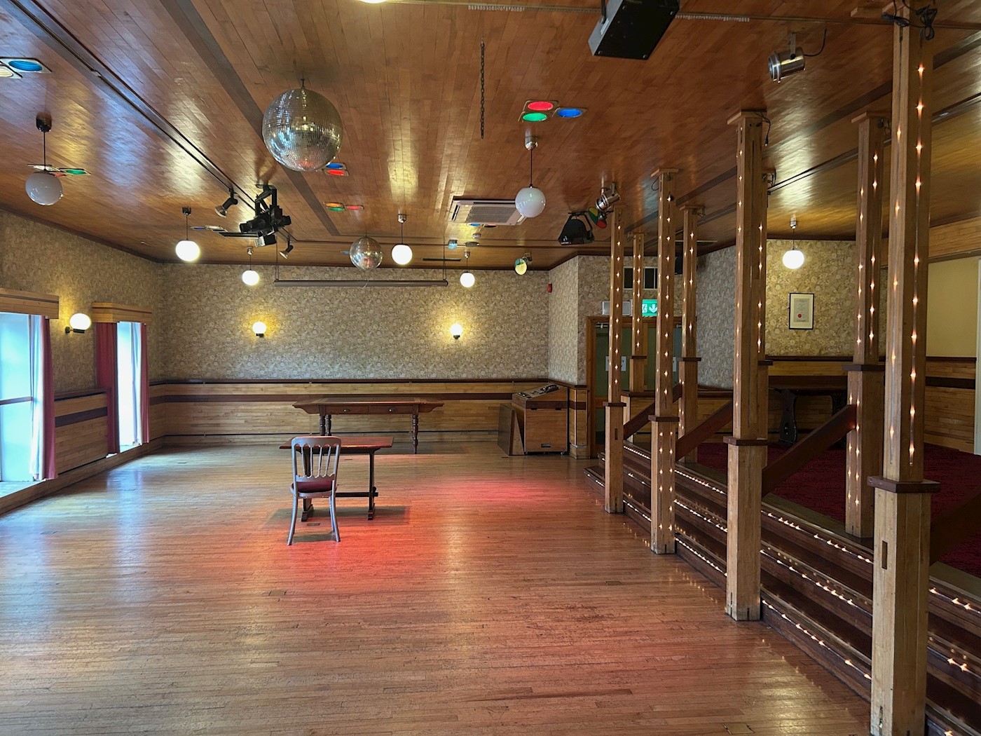 Bell & Spa Hotel, 46 Market Place, Driffield, YO25 6AN