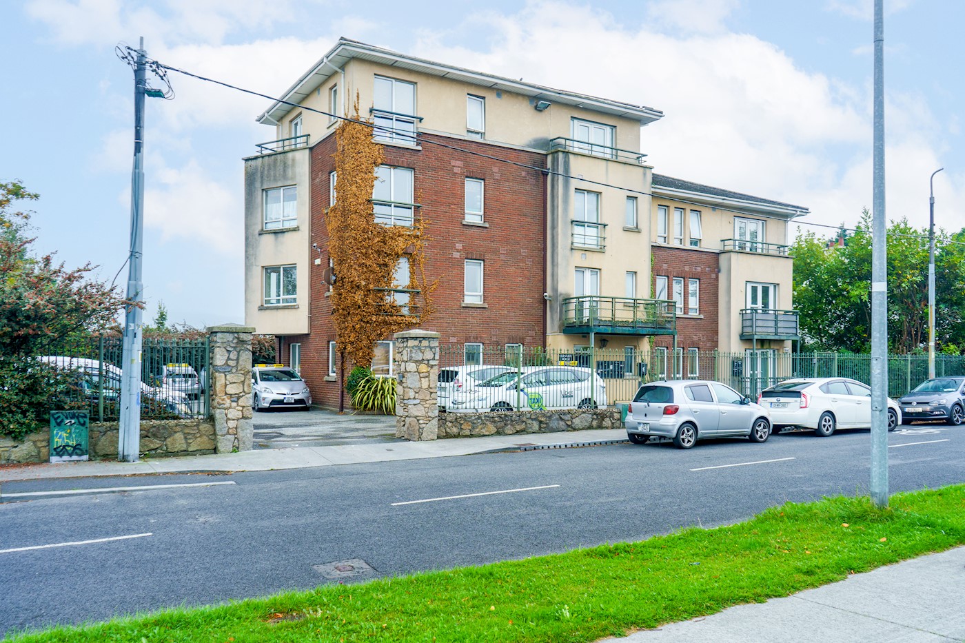 Apartment 2, Glenview House, Tallaght, Dublin 24, D24 XA71 1/15