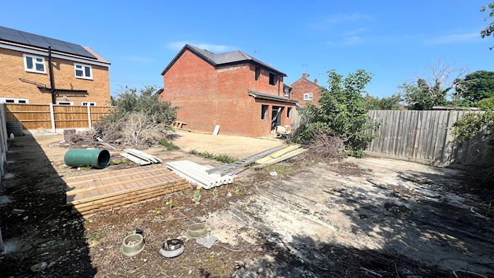 Former Garage Compound at Lynch Hill Lane, Slough, Berkshire SL2 2QL, United Kingdom