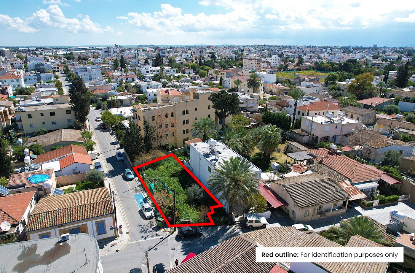 Residential plot in Kaimakli, Nicosia 1/4