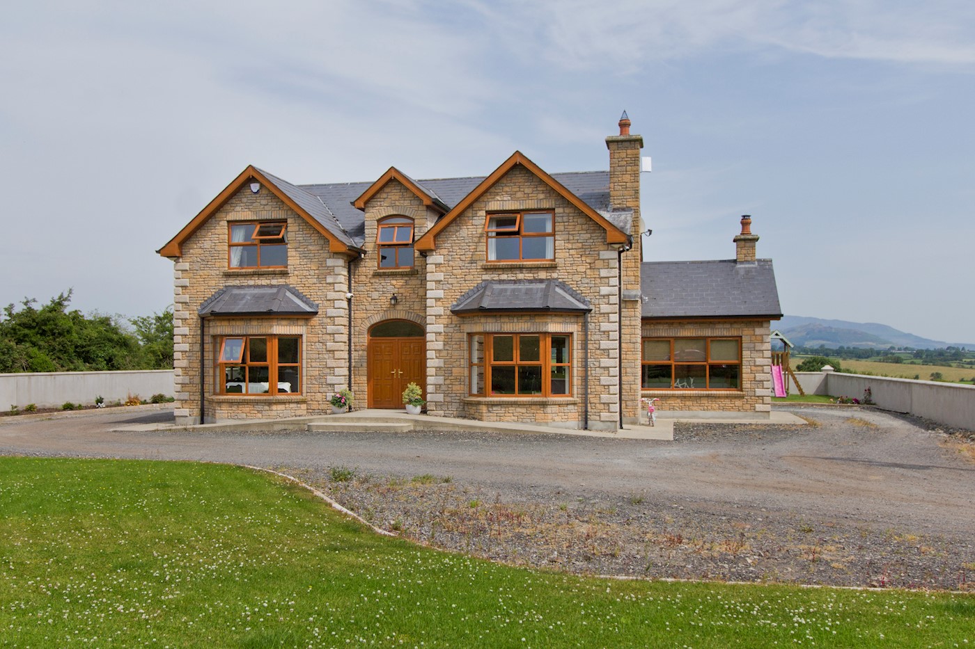 Grace House (Folio LH37942F), Cavananore, Hackball... BidX1