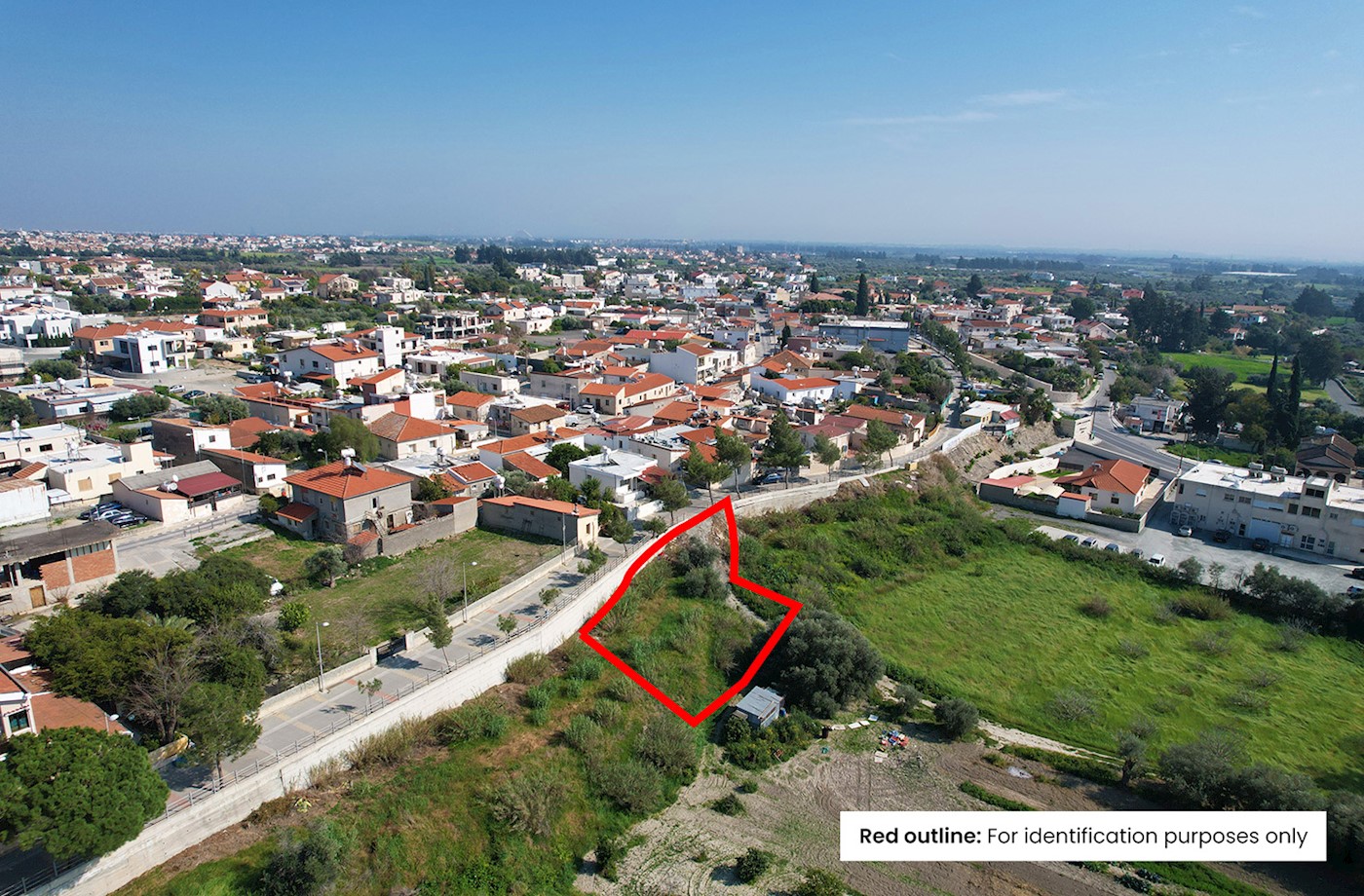 Residential field in Erimi, Limassol 1/3