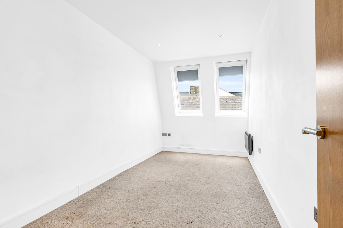 1 Market Court, Railway Street, Hertford, SG14 1BA