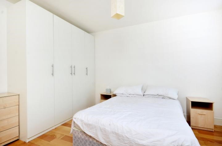 Flat A, 4-5 Hyde Park Place, Hyde Park, W2 2LH