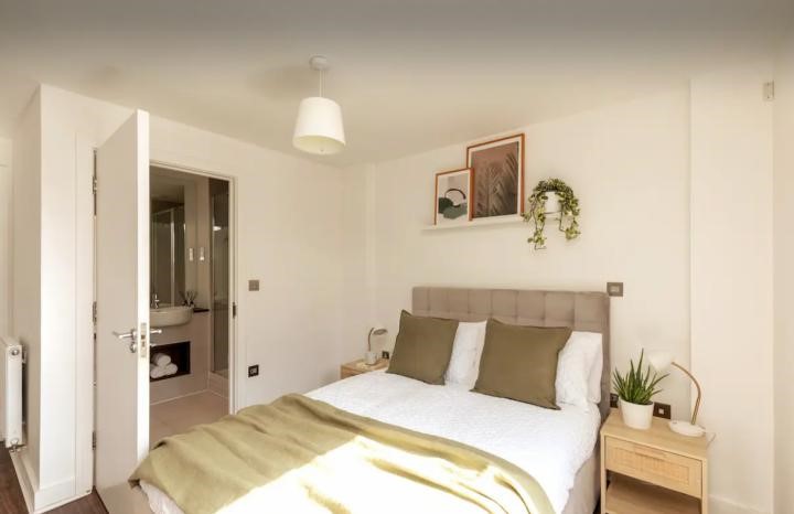 Howson Court, Old Kent Road, London, SE1