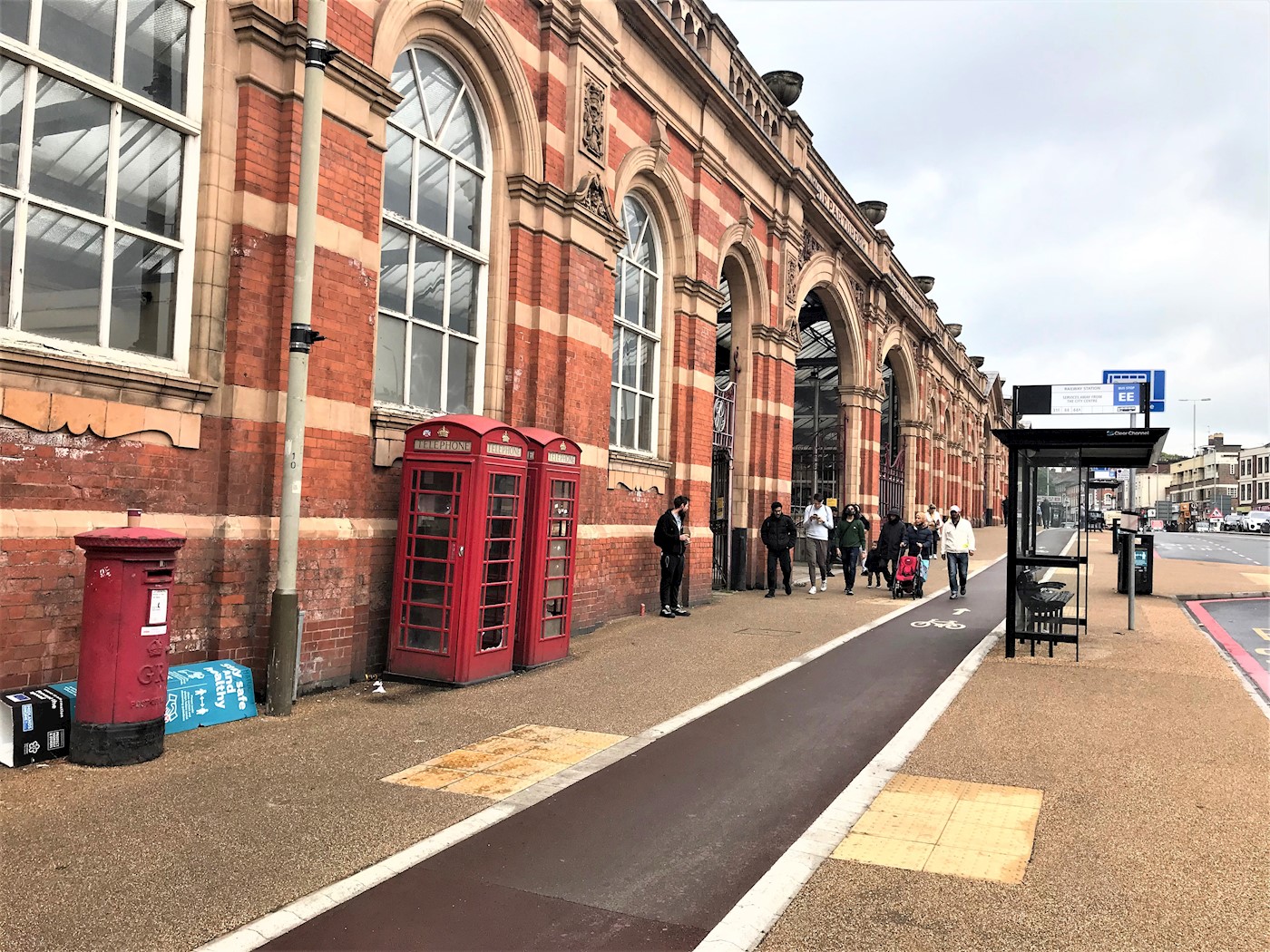 Telephone Kiosk 2 (R), outside BR Train Station, London Road, Leicester, LE2 0QB