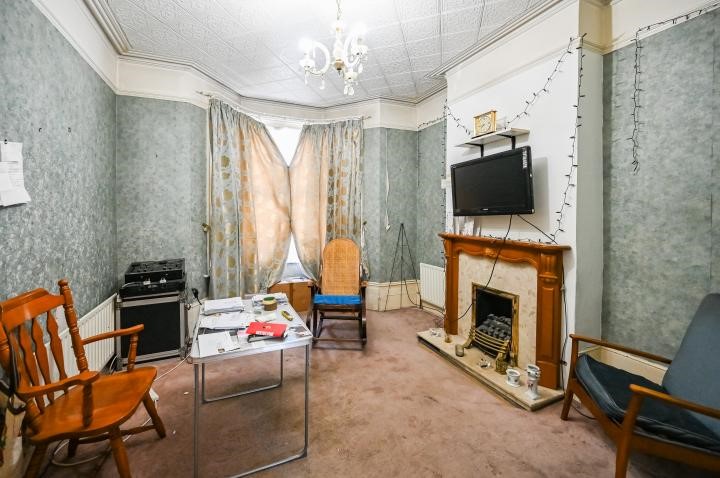 19 Edinburgh Road, London, E17