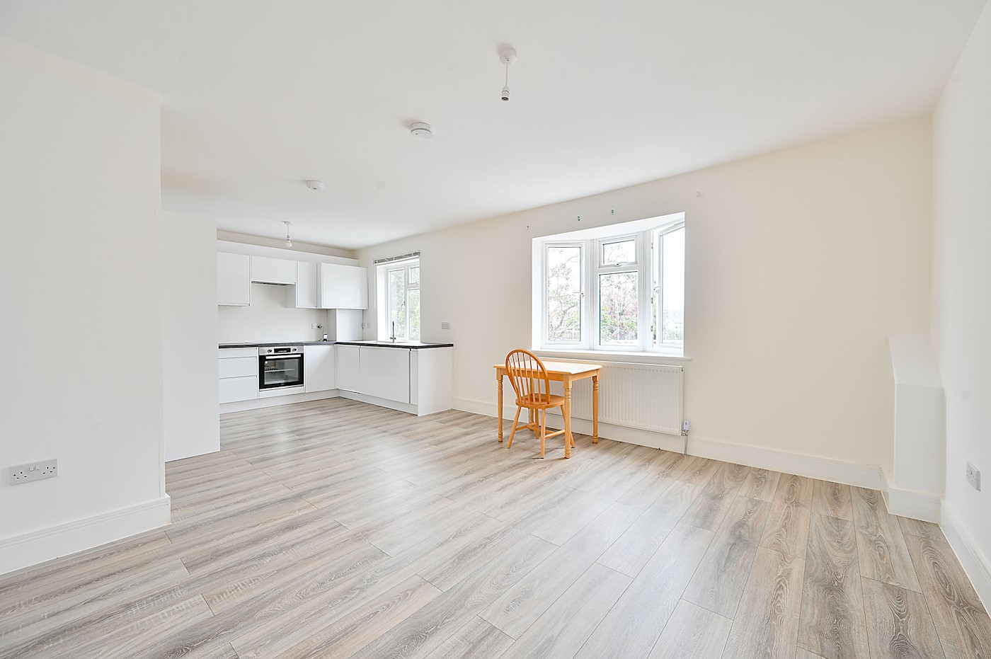 Stylish Apartment in New Malden