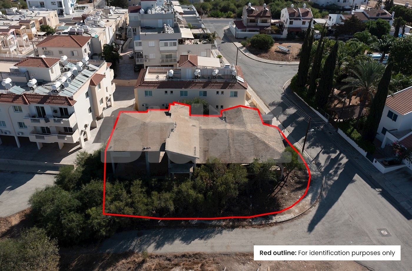Residential plot with existing structure in Paralimni, Famagusta 1/5